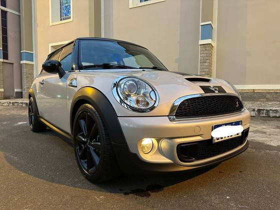 MINI COOPER 1.6 S 16V TURBO GASOLINA 2P AUTOMÁTICO MINI COOPER 1.6 S 16V TURBO GASOLINA 2P AUTOMÁTICO